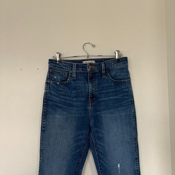 Madewell Curvy High-Rise Skinny Jeans: Drop Step-Hem Edition - Picture 4 of 10